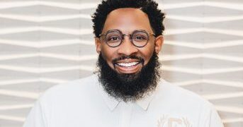 Pastor Mike Jr. Scores Eighth No. 1 Hit with “Turn It Around”