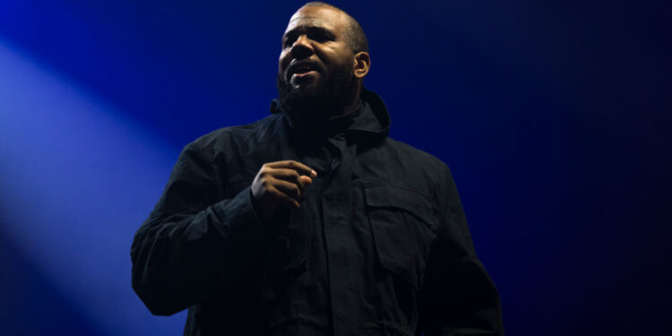 The Game Pulls Up To NYC Club, Immediately Calls 50 Cent Out