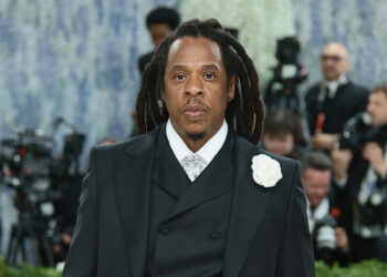 [VIDEO] Jay-Z Fires Shots At Kanye, Drake, Nicki, Dame Dash & More