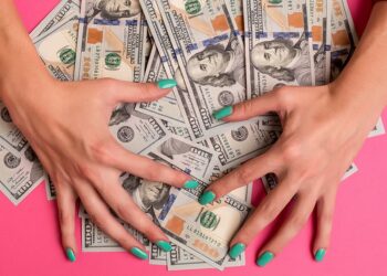19 Brilliant Money Tips That Will Have You Saving Cash in No Time