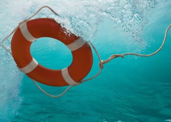 19 Life-Saving Tips That Everyone Should Know