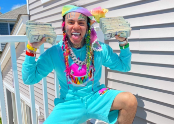6ix9ine Clowns Lil TJay After Getting Slapped During Livestream