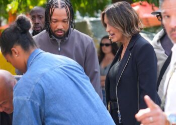 Jalen Brunson Spotted In NYC Filming ‘Law & Order: SVU’ With Mariska Hargitay